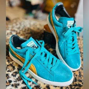 PUMA Suede Mens 8.5 Miami Dolphins Teal and Orange